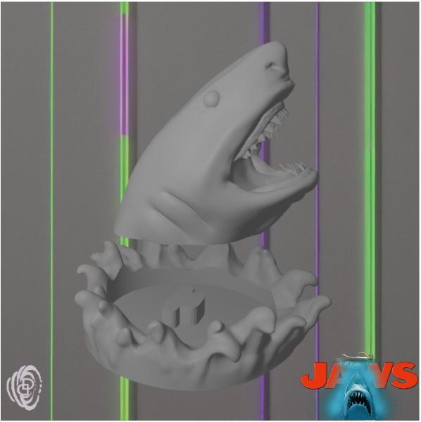 Jaws Shark desk pen / pencil holder