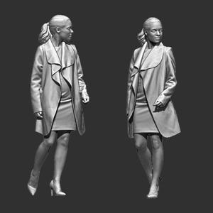 PEOPLE WOMEN F29 FIGURE DIORAMA