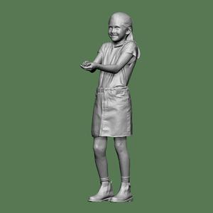 GIRL FOR DIORAMA PEOPLE CHARACTER