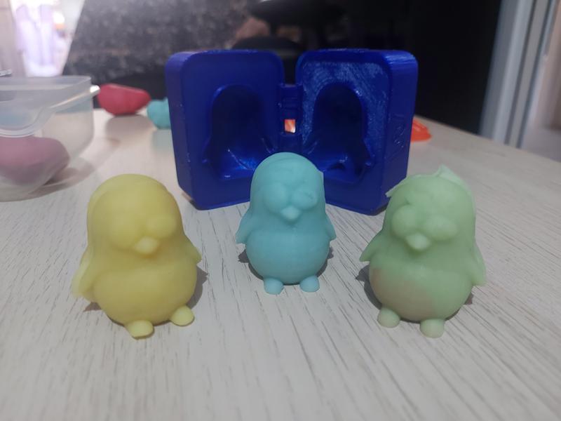 Print-in-Place Penguin Mold for Play-Dough