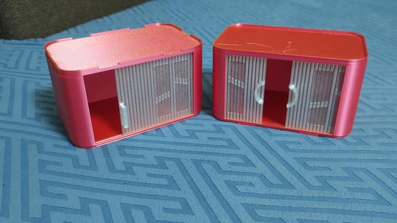 Storage box Roller shutter storage box Storage box can be stacked (external dimensions 160*100*84)
