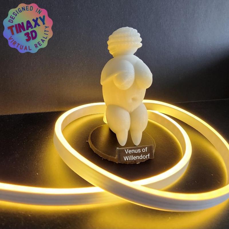 Venus of Willendorf TnX.     (With separate base)