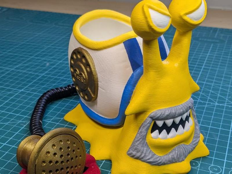 Den Den Mushi D. Garp - One Piece