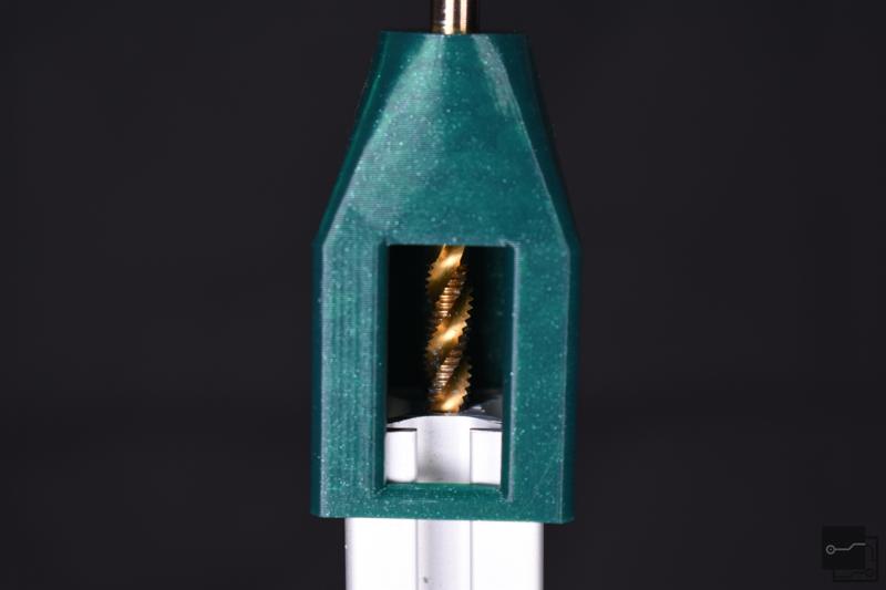 Stress-free Tap/Drill guide (Parametric) for Extrusions