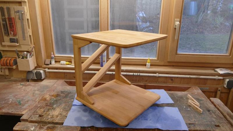 Small DIY side table for 39€