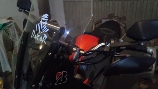 ZONTES T310 T2 GPS DASH HOLDING BARREISHON