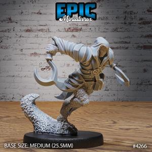 Plague Incarnate Run ‧ DnD Miniature ‧ Tabletop Miniatures ‧ Gaming Monster ‧ 3D Model ‧ RPG ‧ DnDminis ‧ STL FILE