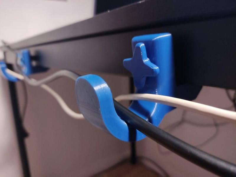 Table cable hook