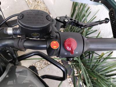 M10 screw to cover mirror replacement