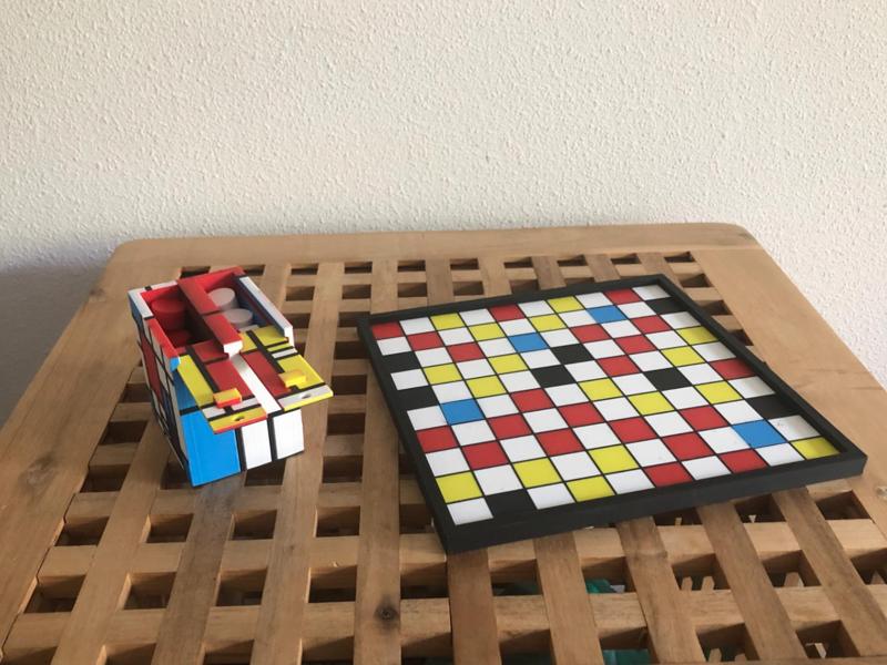 Piet Mondriaan Checkers Board