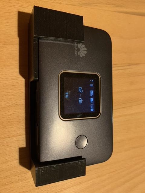 Holder for a huawei WLAN router to a wall