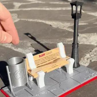 La Plazita - 3D STL urban diorama (bench, litter garbage can, lamppost presser)