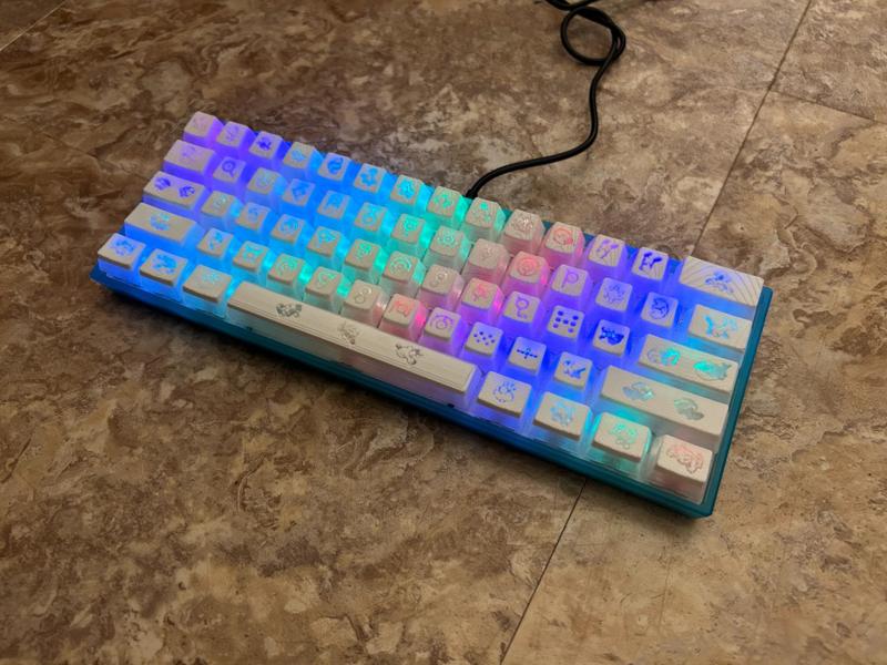 Hoenn-Themed Pokemon Cherry MX Red Keyboard