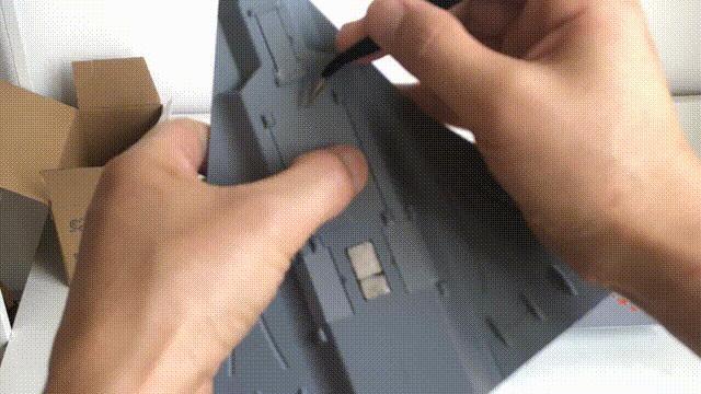 Chinese sixth-generation fighter jet—retractable landing gear, openable weapons bay