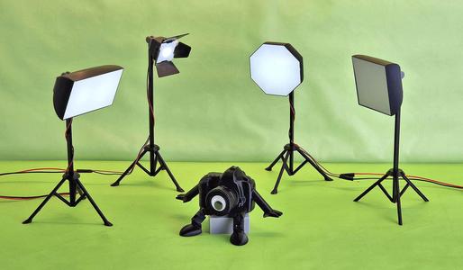 Mini photo studio light set + Bonus Camera Buddy