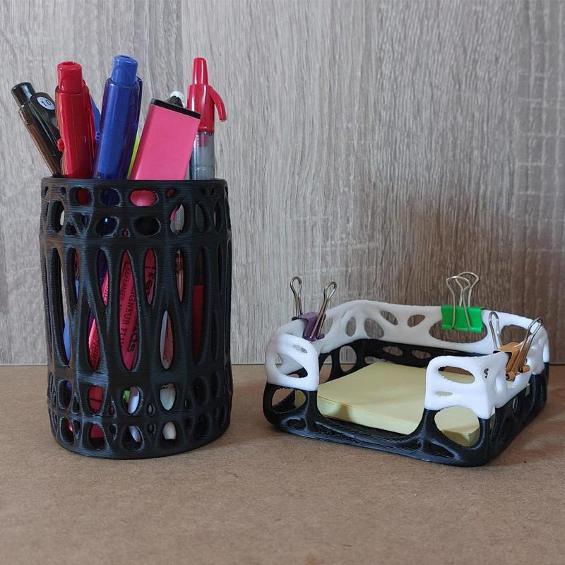 pencil holders and posit