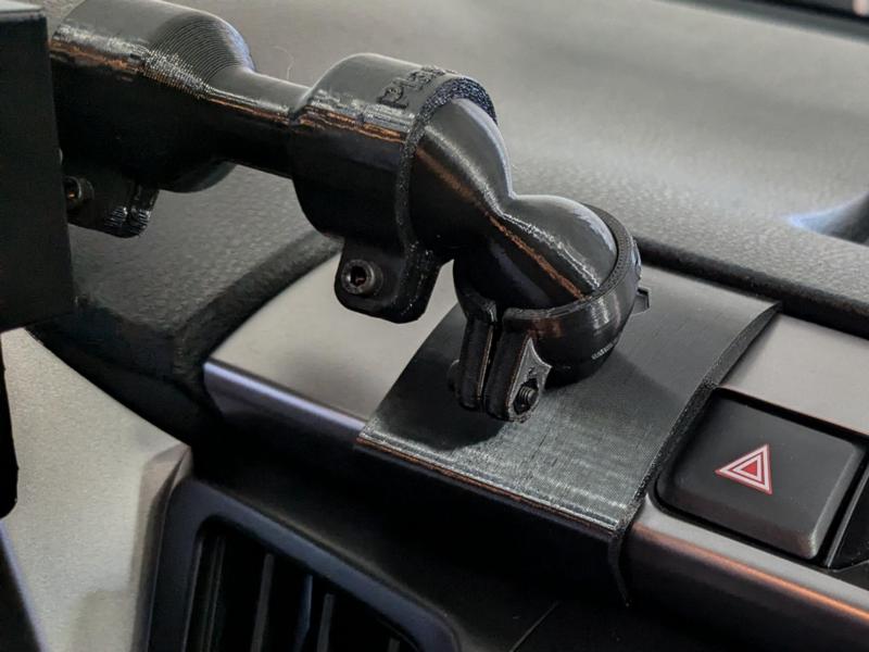 RAV4 Phone Holder Dash Mount (for Plasticlamp)