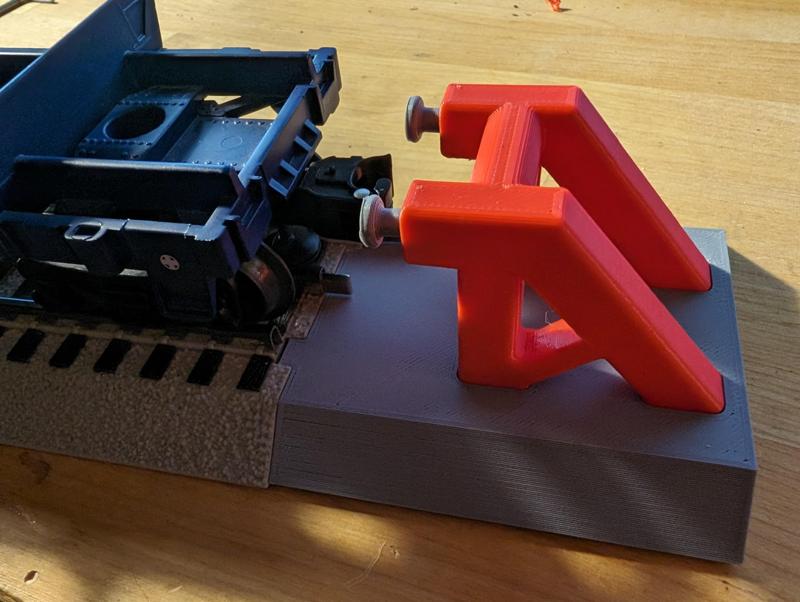 Lionel FasTrack Compatible Bumper - O Gauge