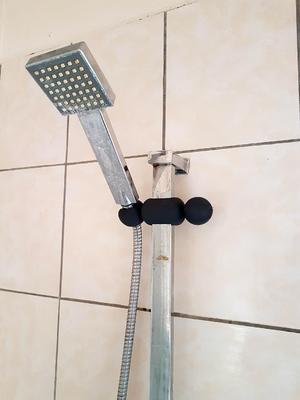 Shower_Stand