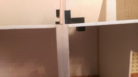 Simple Clamping system for crafting corners