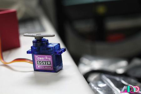 Micro Servo Wing SG92R Horn