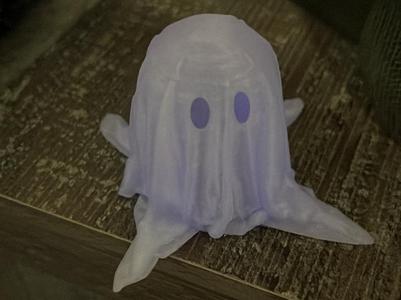 small ghost (Bed sheet style)