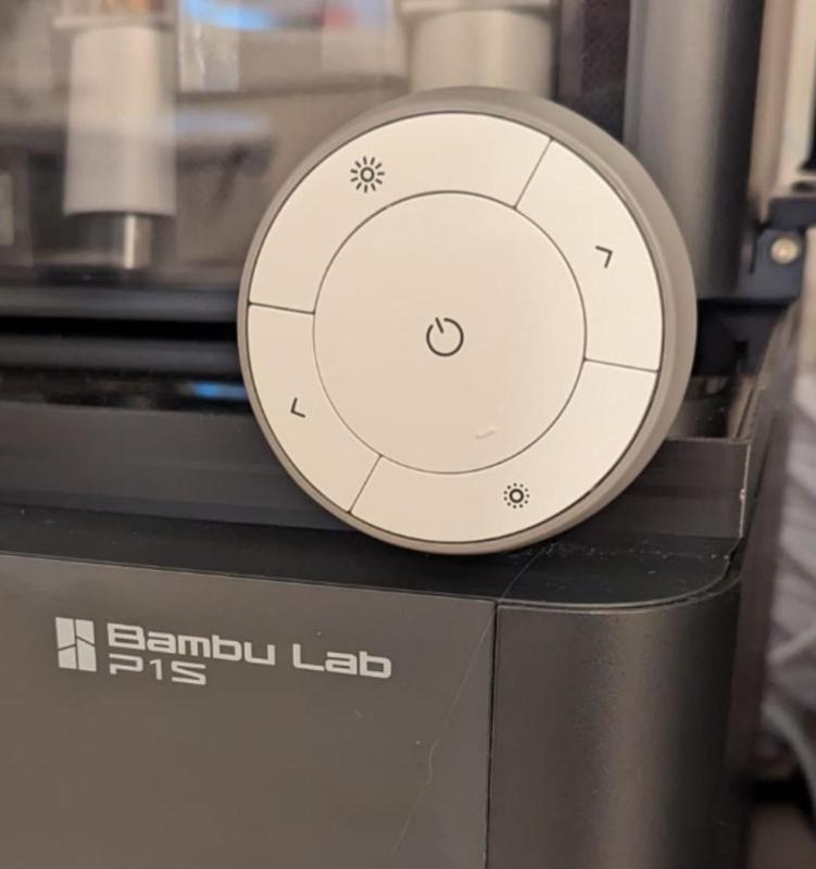 P1 Plug Universal Mount