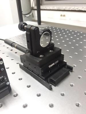 KM100 mirror to MT1_M-Z8-Motor to optical breadboard mount