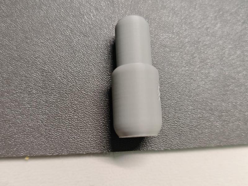 Foot-pumping inflatable punching ball nozzle