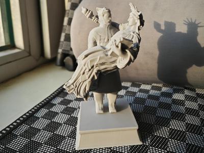 Terracotta Army and the Statue of Liberty