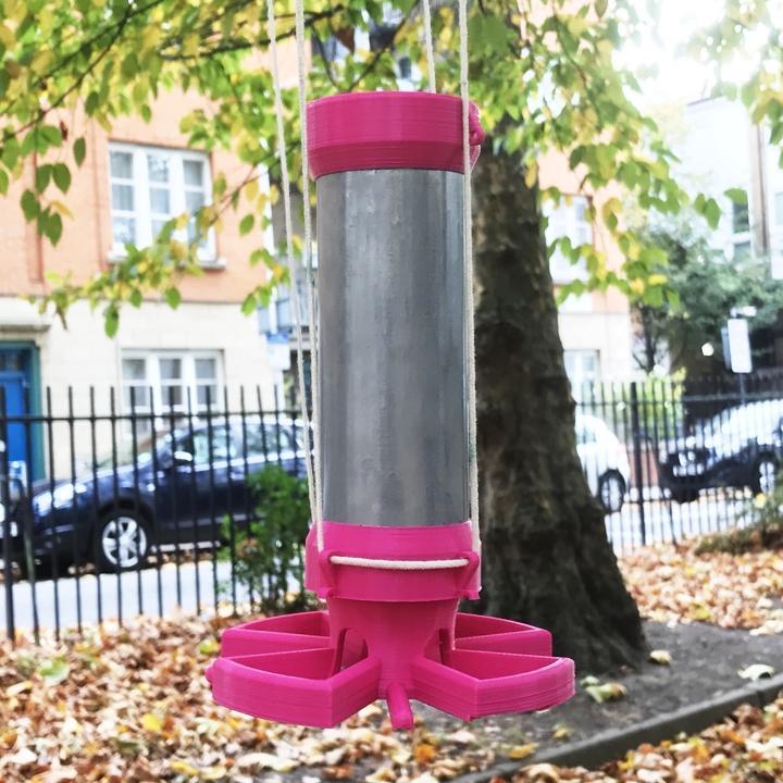 Bird Feeder using skinny cans