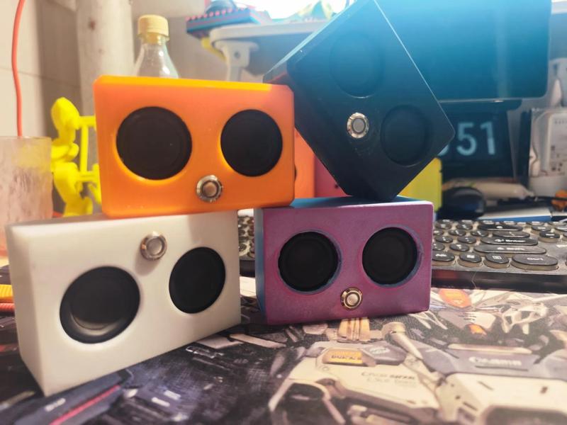 Bluetooth speaker (direct connection to computer sound card)