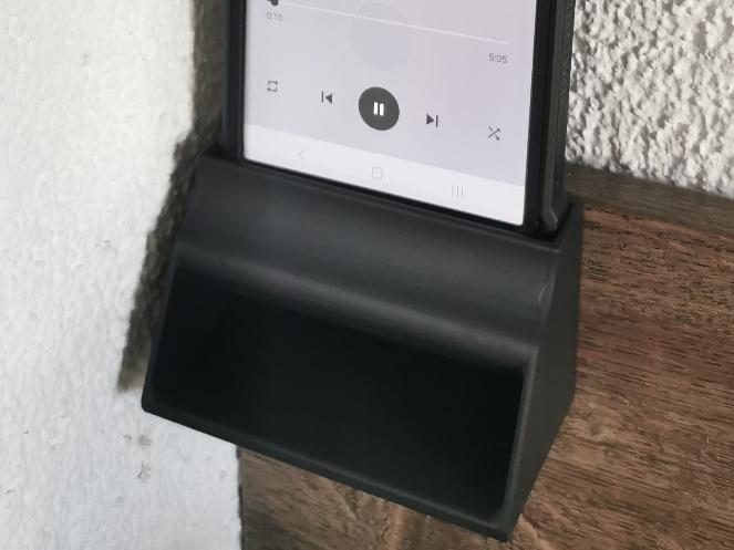 Phone speaker (slot dimensions: 90mm x 16mm)