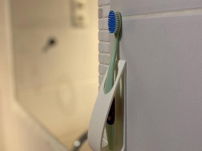 Toothbrush Holder