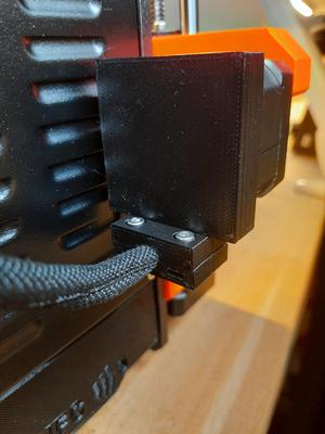 Strain relief x-axis-motor