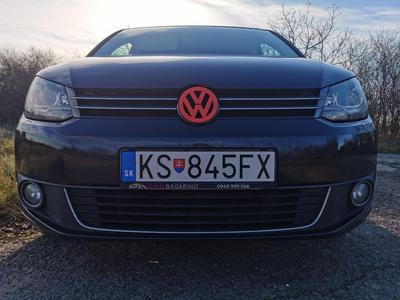 Volkswagen front emblem