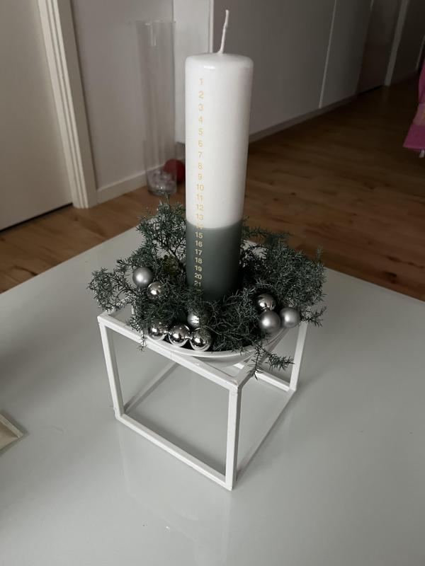 Christmas candle holder