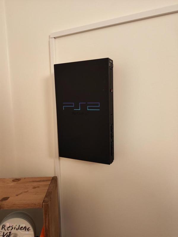 PlayStation 2 Stealthy Wall Mount