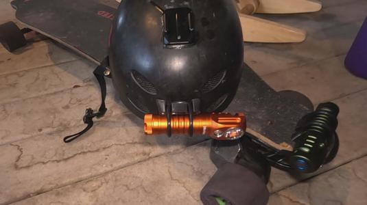 Wurkkos HS20 Helmet & Skateboard mounts.