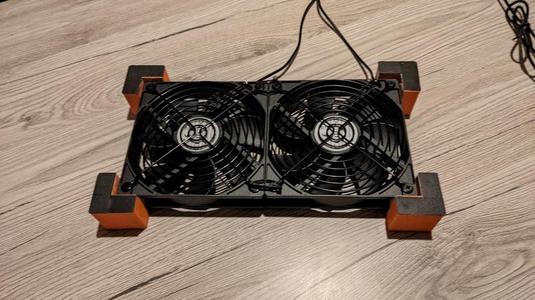 DIY compact cooling pad