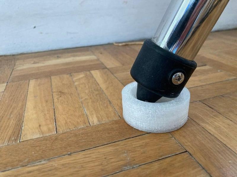 Pied amortisseur pour trépied de télescope