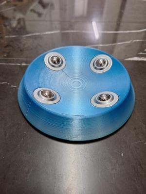 Bowling ball spin cup