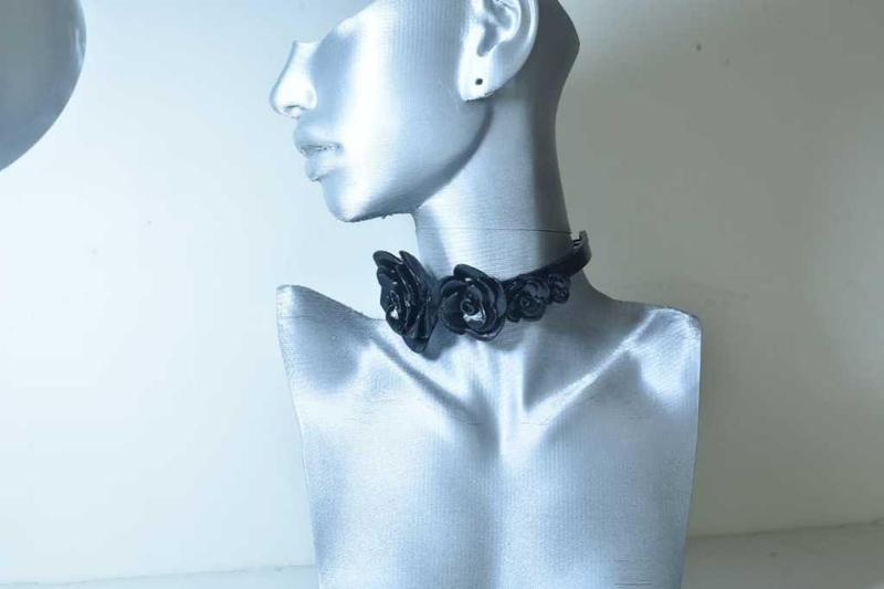 Flower Choker