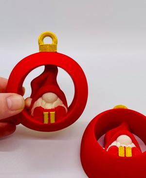 Gift Gnome Ornament Set