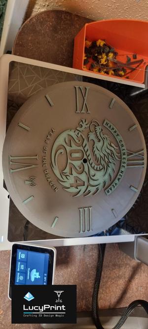 Jahr des Drachen - Uhr