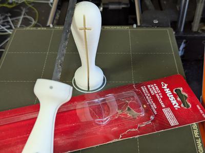 Pumpkin Hacksaw Carver