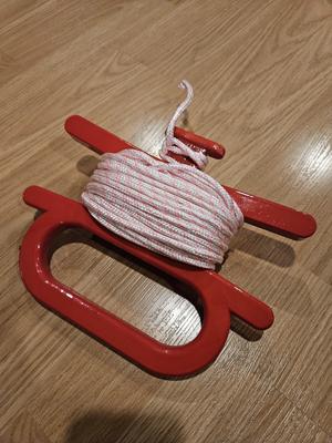 String / Rope Holder