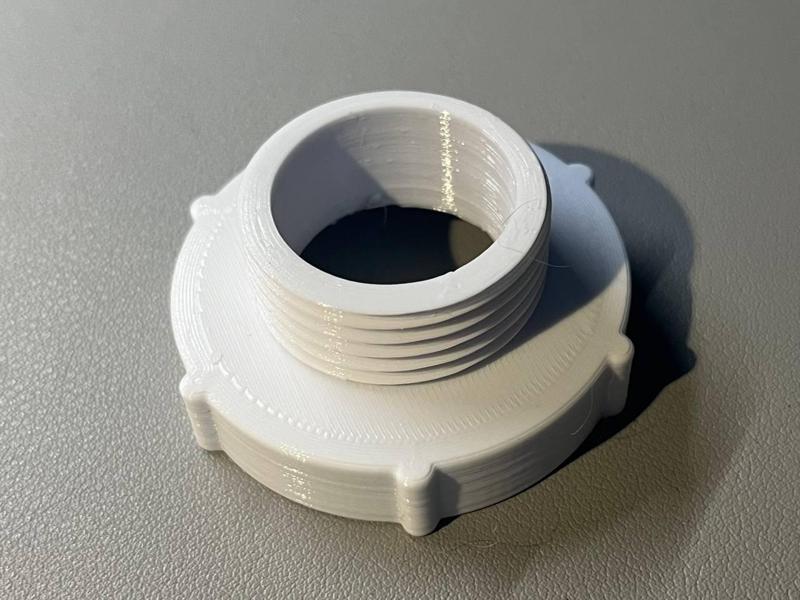 Drain pipe thread adapter