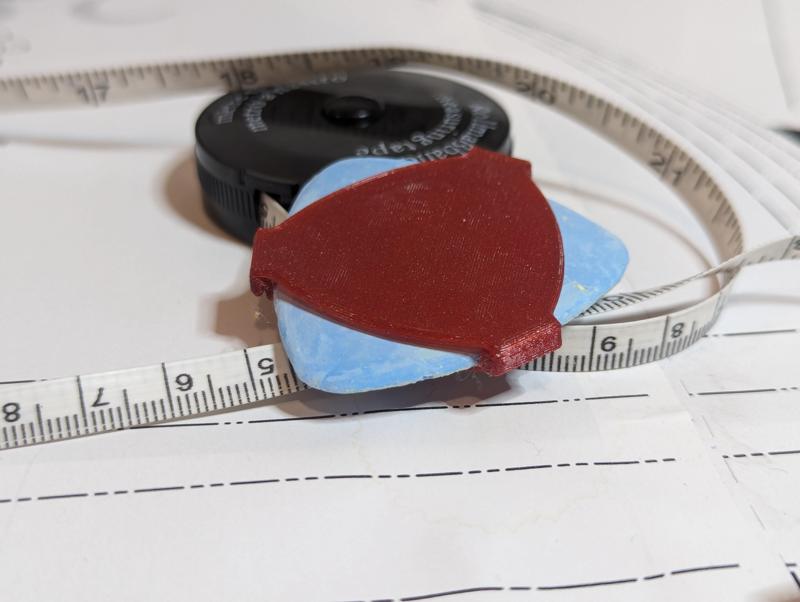 Triangular chalk holder