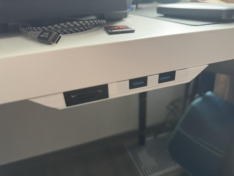 Card Reader and USB Hub under desk mount